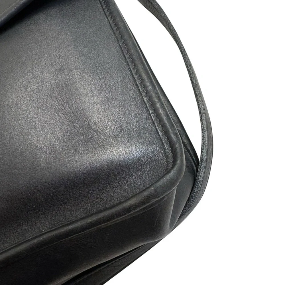 Coach vintage black leather 9927 Dominican Republic Willis bag